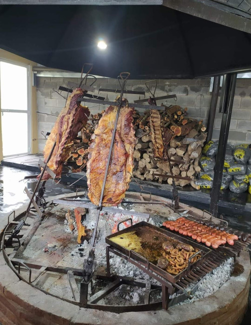 Parrilla asado al asador